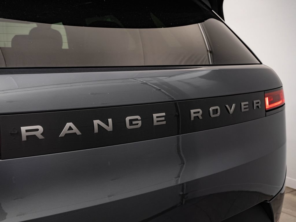 New 2026 Varesine Blue Land Rover SE image 18