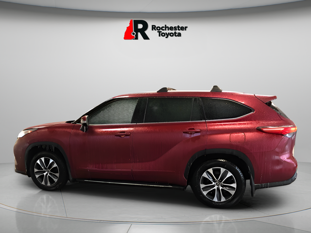 2022 Toyota Highlander XLE - Photo 6