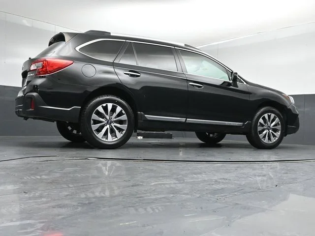 Used 2019 Black Subaru 2.5i image 44