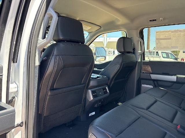 New 2026 Oxford White Ford F-250® Lariat® image 41