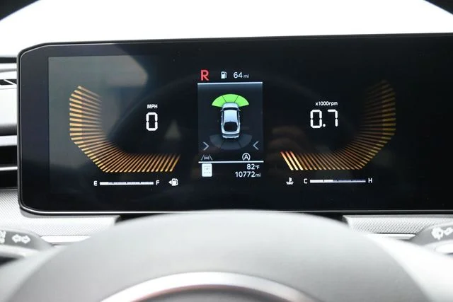 Used 2025 Black Kia LXS image 22