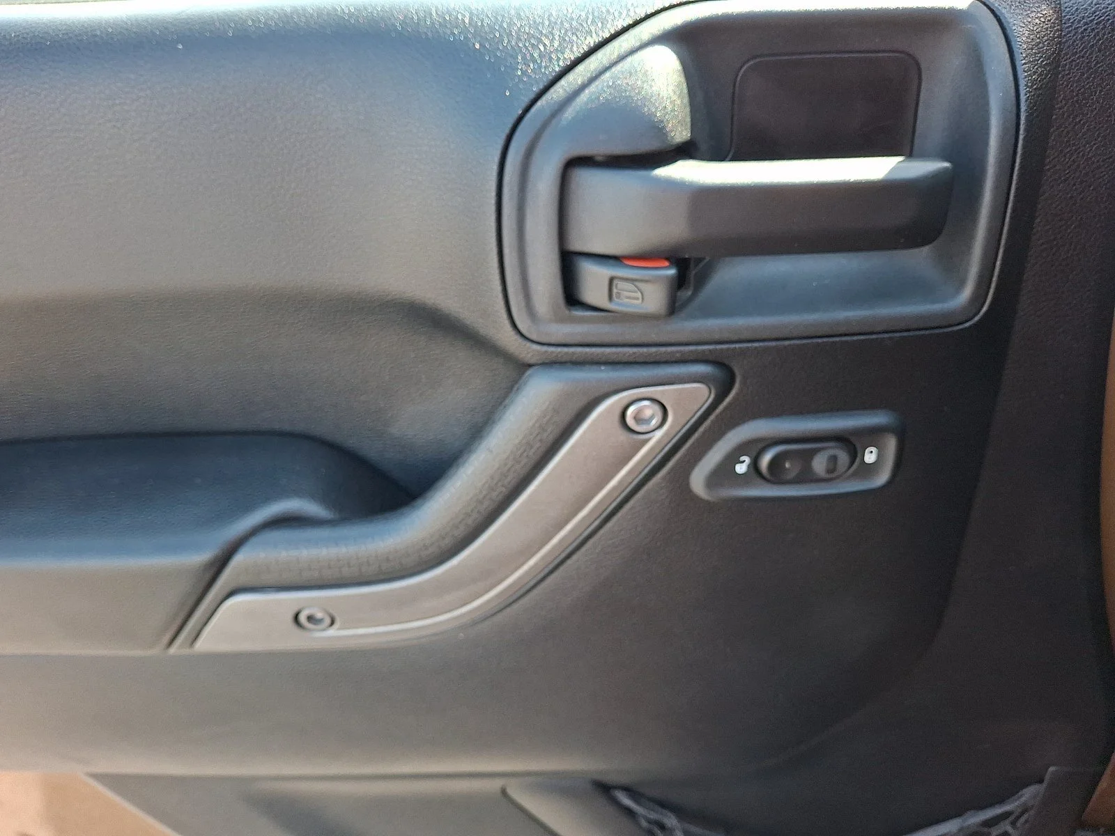 Used 2015 Copper Brown Pearlcoat Jeep Sport image 14