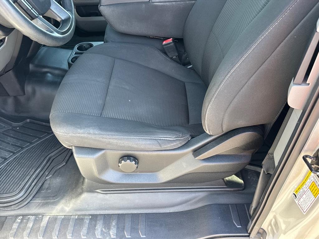 Used 2019 Ingot Silver Ux Ford XL image 10