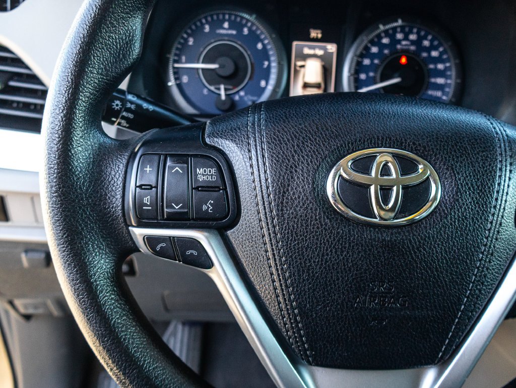 Certified Used 2018 Gray Toyota LE image 36
