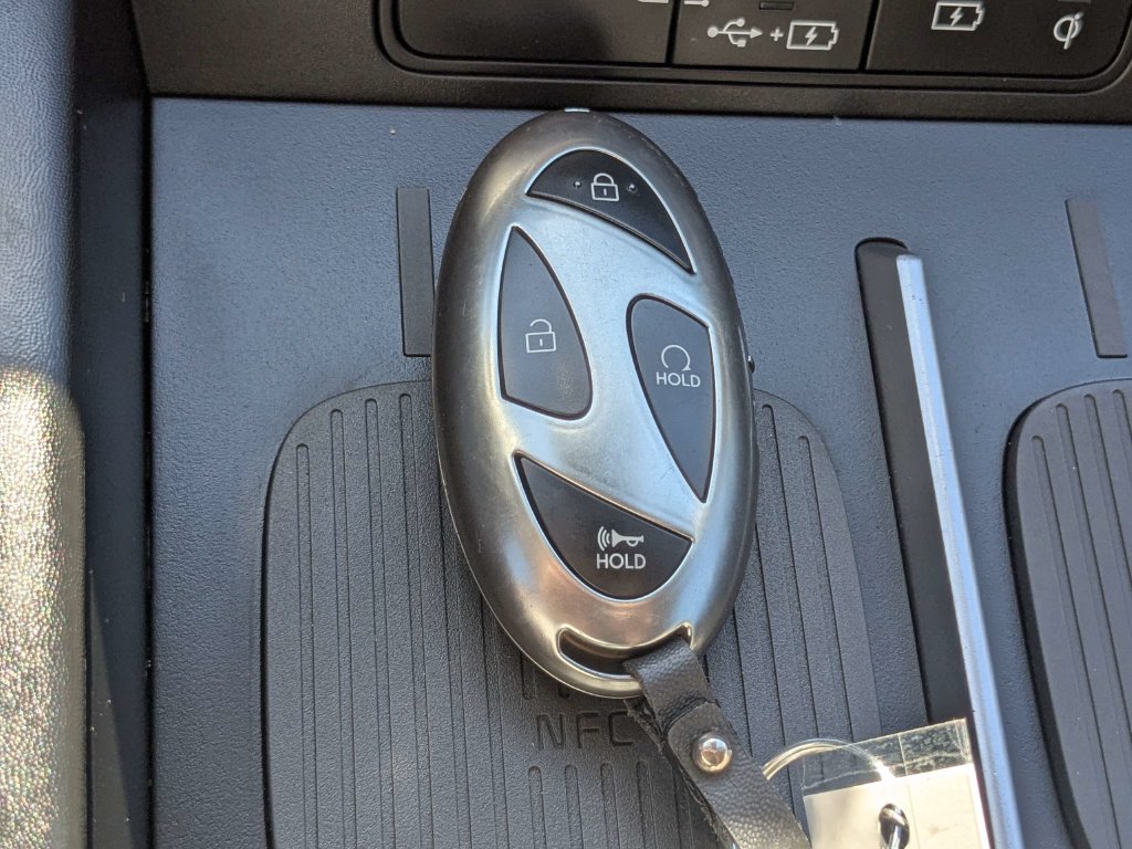 Certified Used 2025 Gray Hyundai Limited image 38