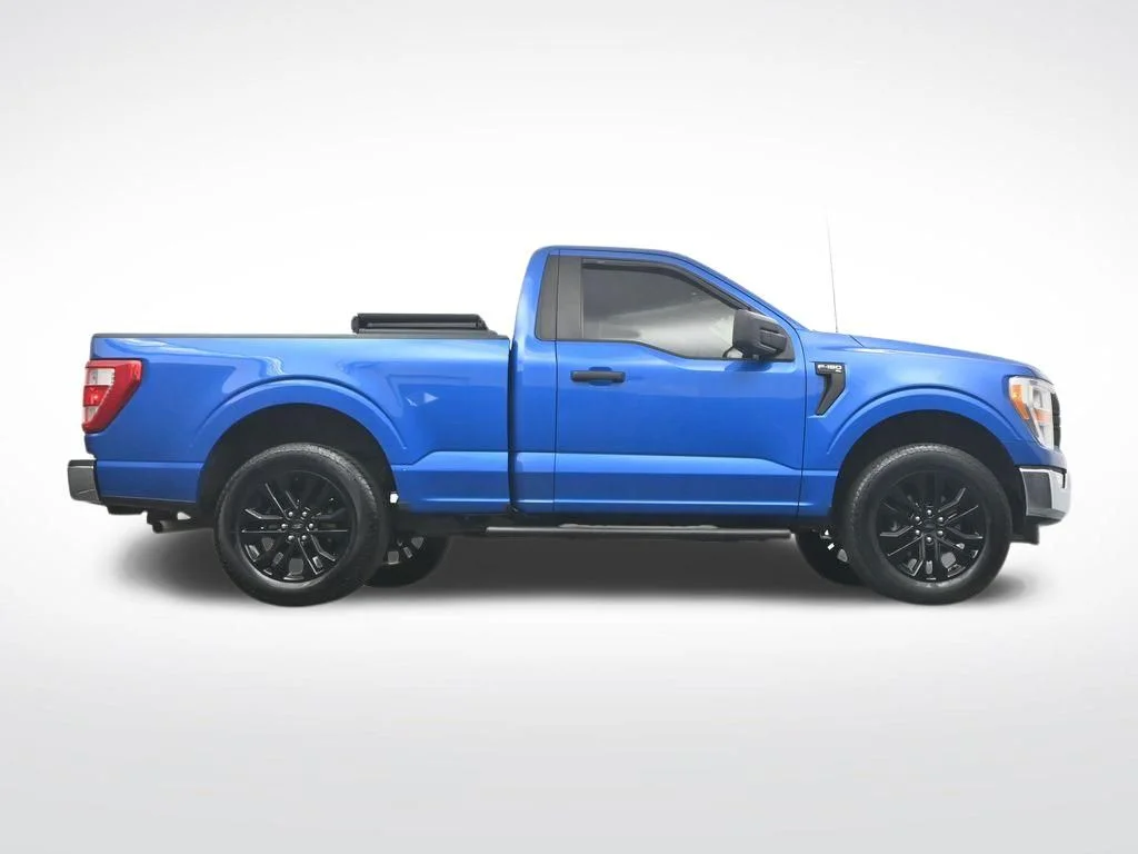 Used 2021 Blue Ford XL image 31