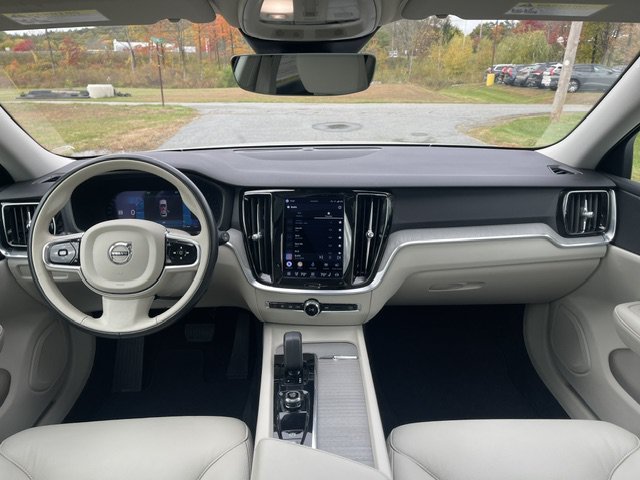 Used 2023 White Volvo Plus image 15