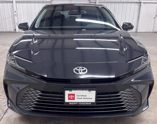 Used 2025 Gray Toyota XLE image 2