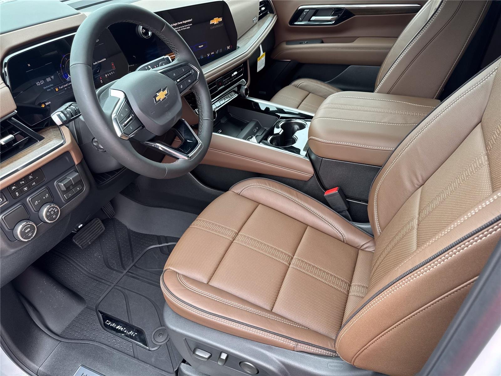 New 2026 Polar White Tricoat Chevrolet High Country image 10