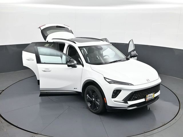 New 2026 Summit White Buick Sport Touring image 29
