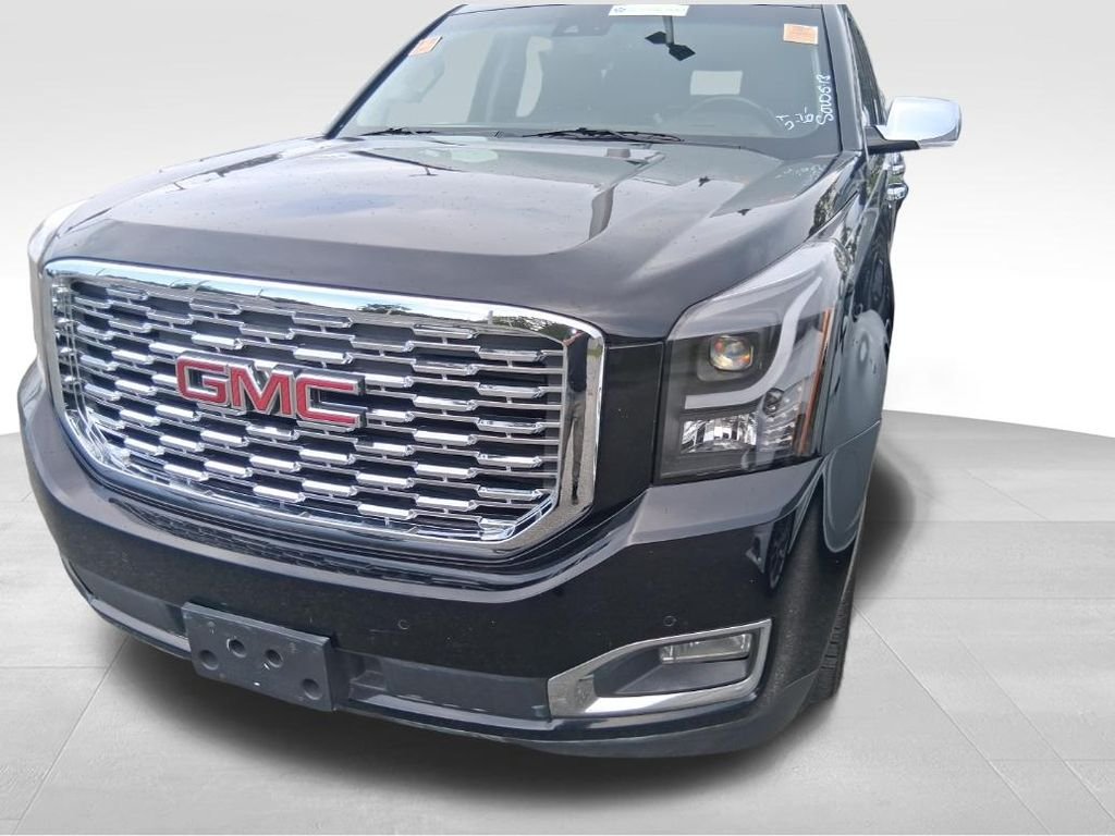 Used 2017 Black GMC SLT image 19