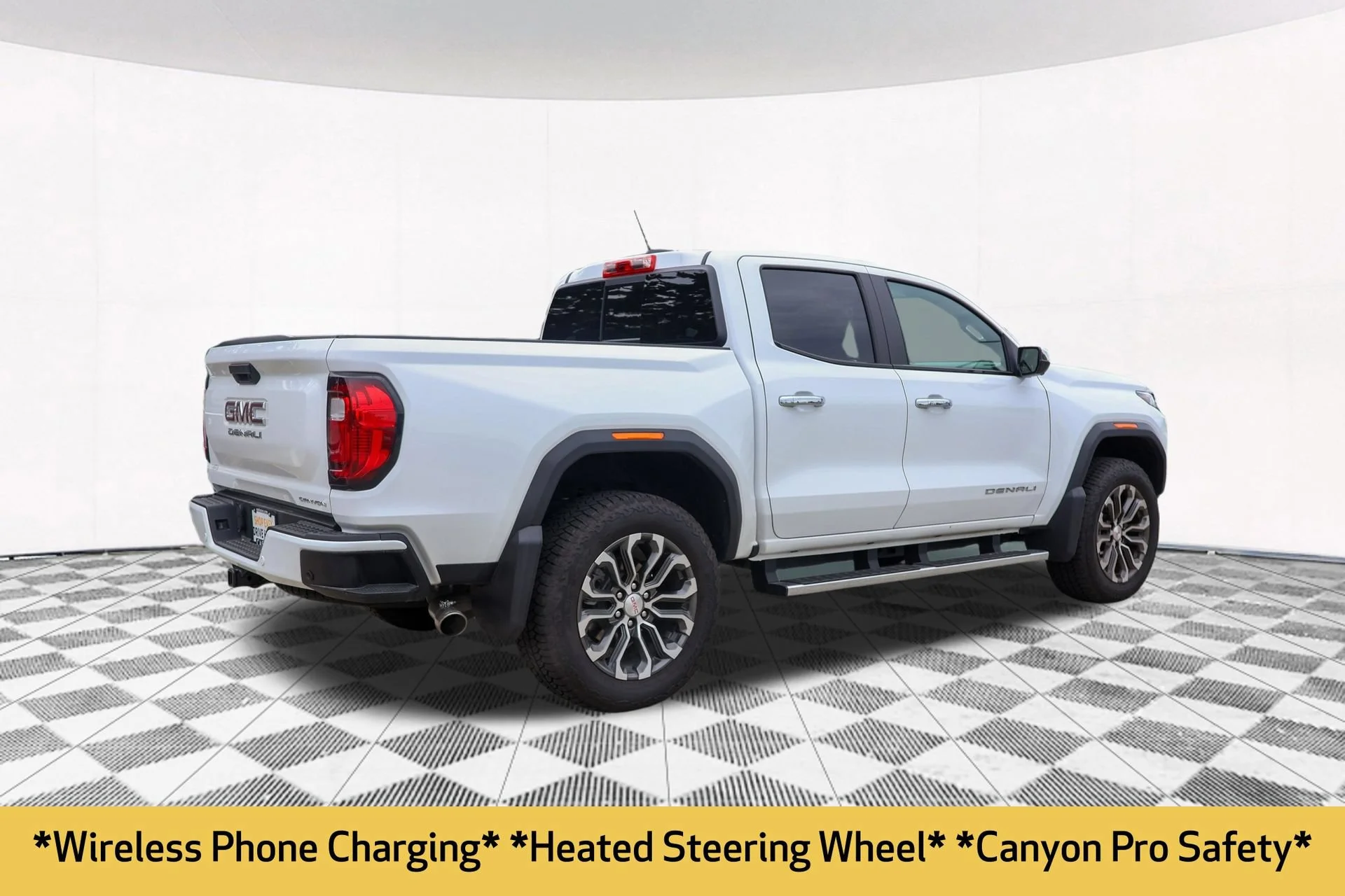 Used 2026 Summit White GMC Denali image 19