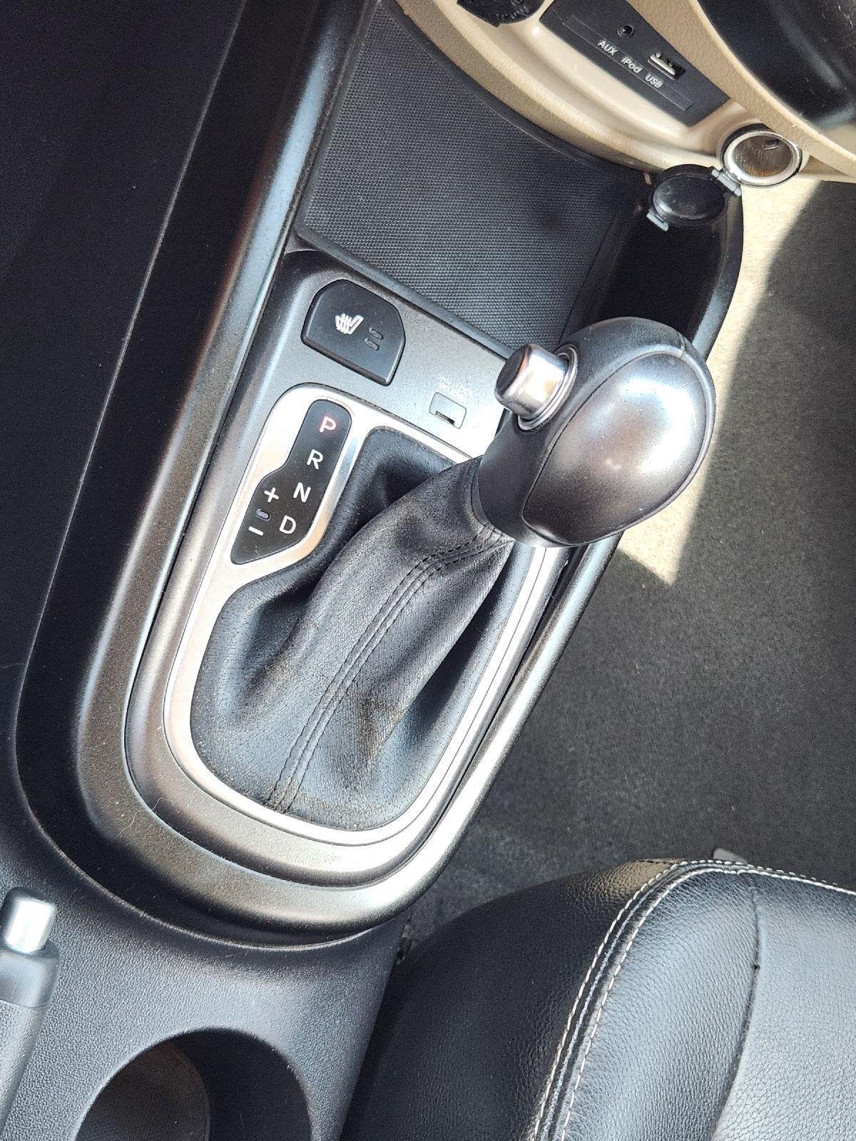 Used 2013 Dune Kia ! image 19