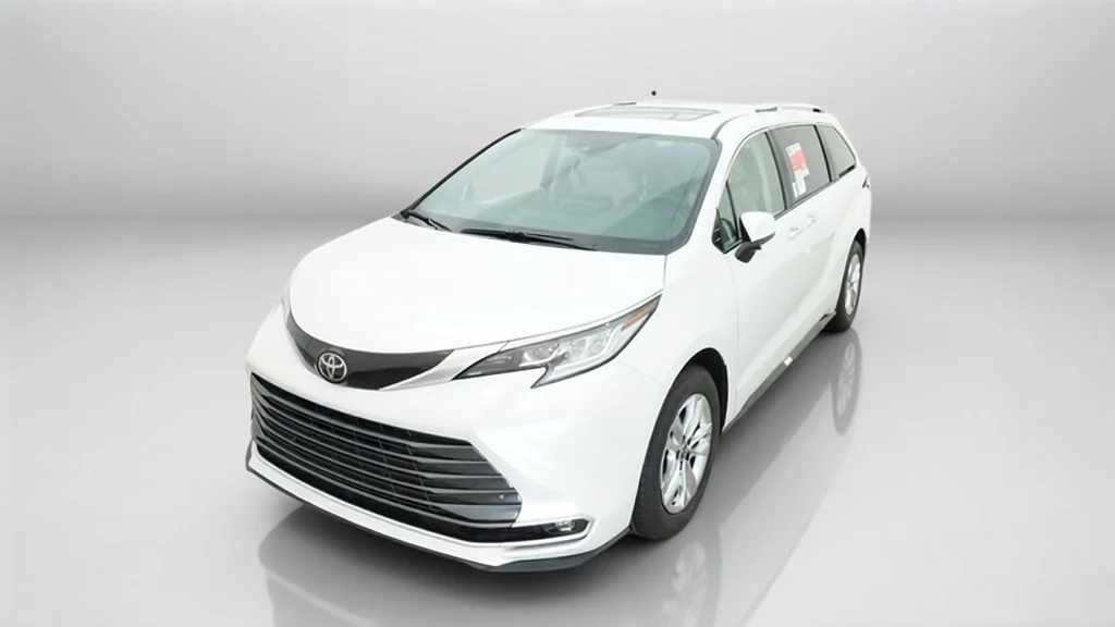 New 2026 Wind Chill Pearl Toyota Limited image 11
