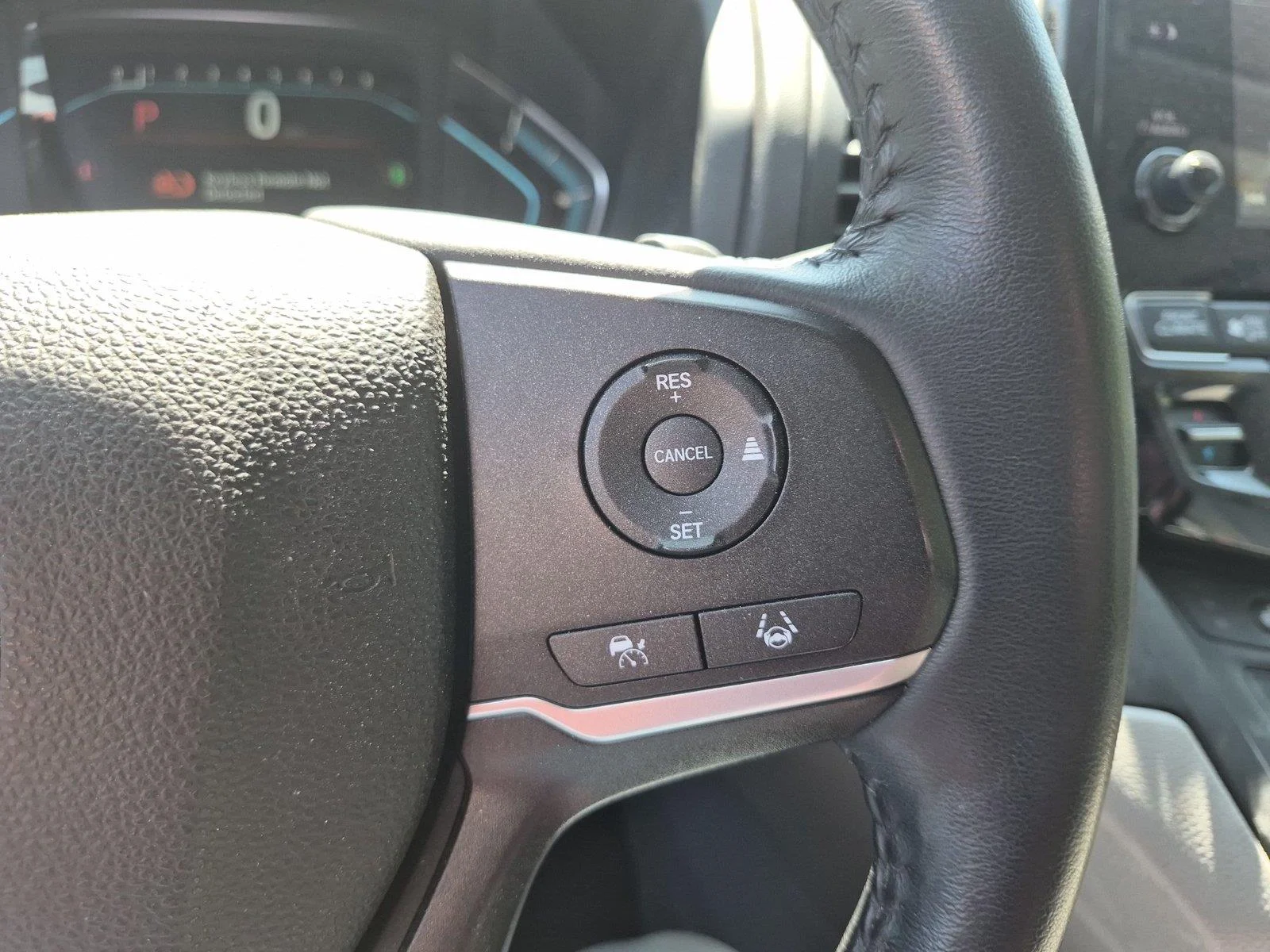 Used 2023 Lunar Silver Metallic Honda EX-L image 21