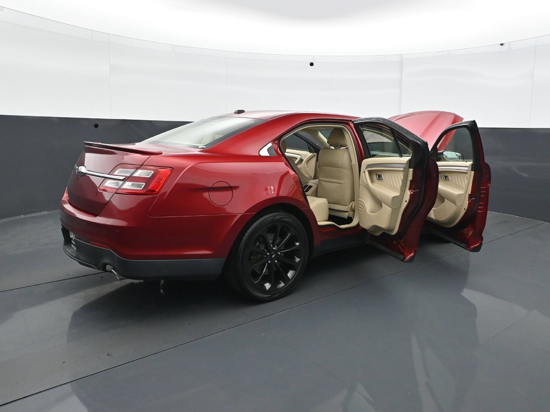 Used 2015 Ruby Red Metallic Ford SEL image 33