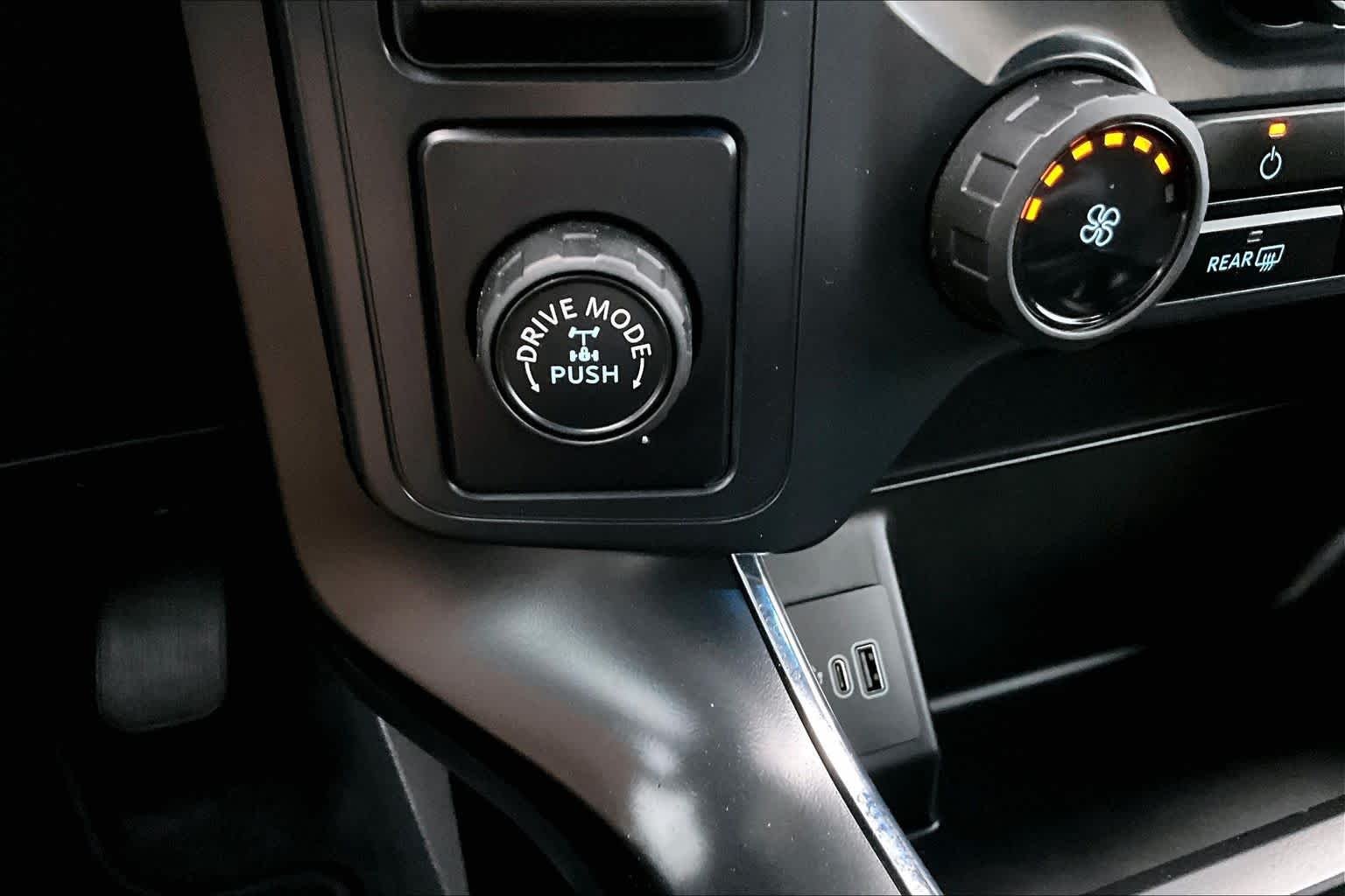 Used 2026 Agate Black Ford STX image 32