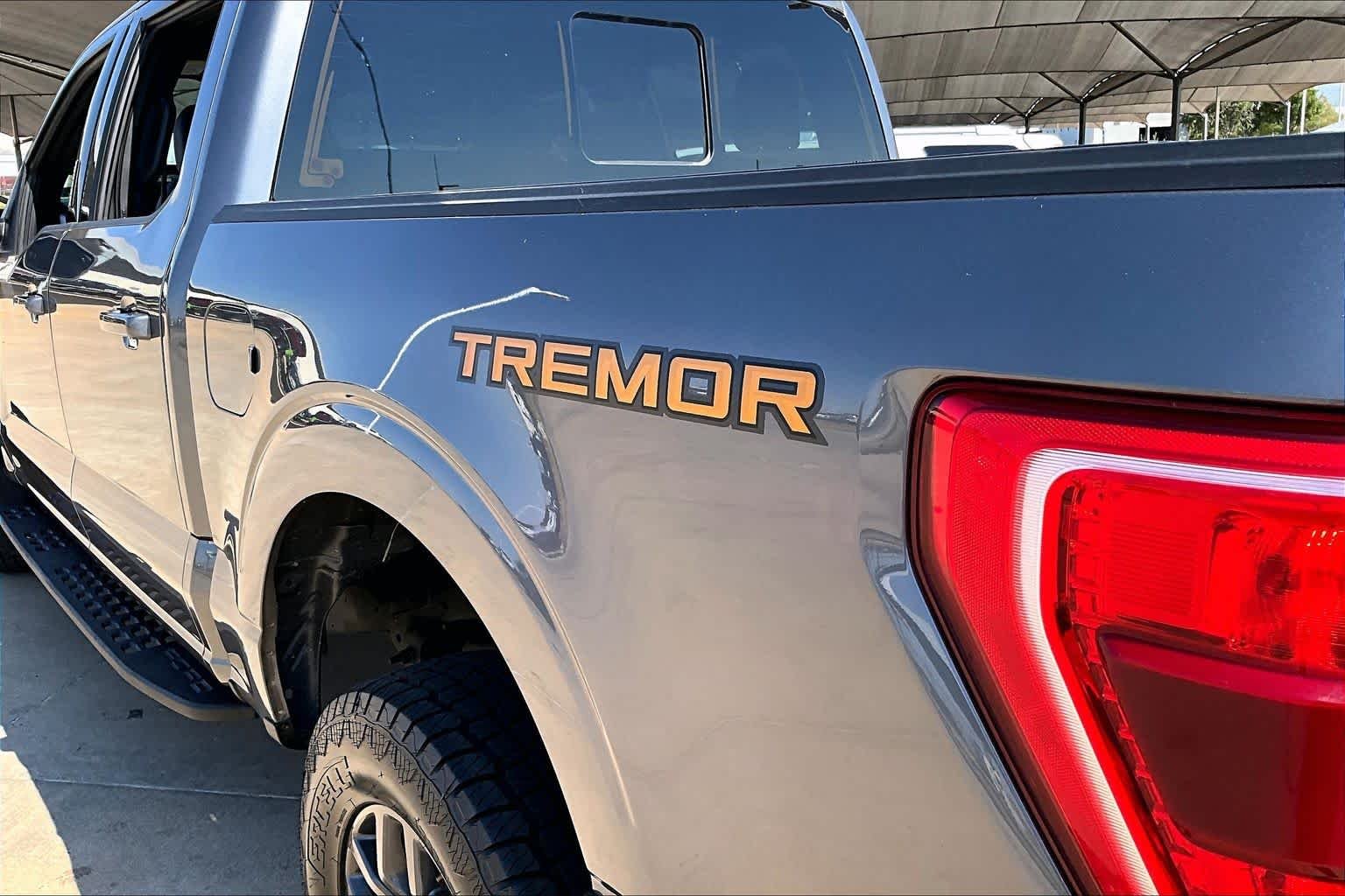 Used 2023 Carbonized Gray Metallic Ford Tremor image 57