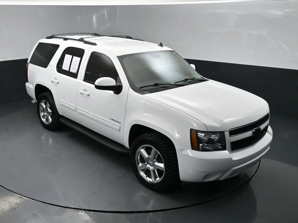 Used 2013 White Chevrolet LT image 38