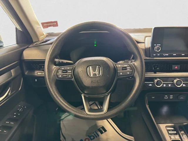 Used 2023 White Honda EX image 13
