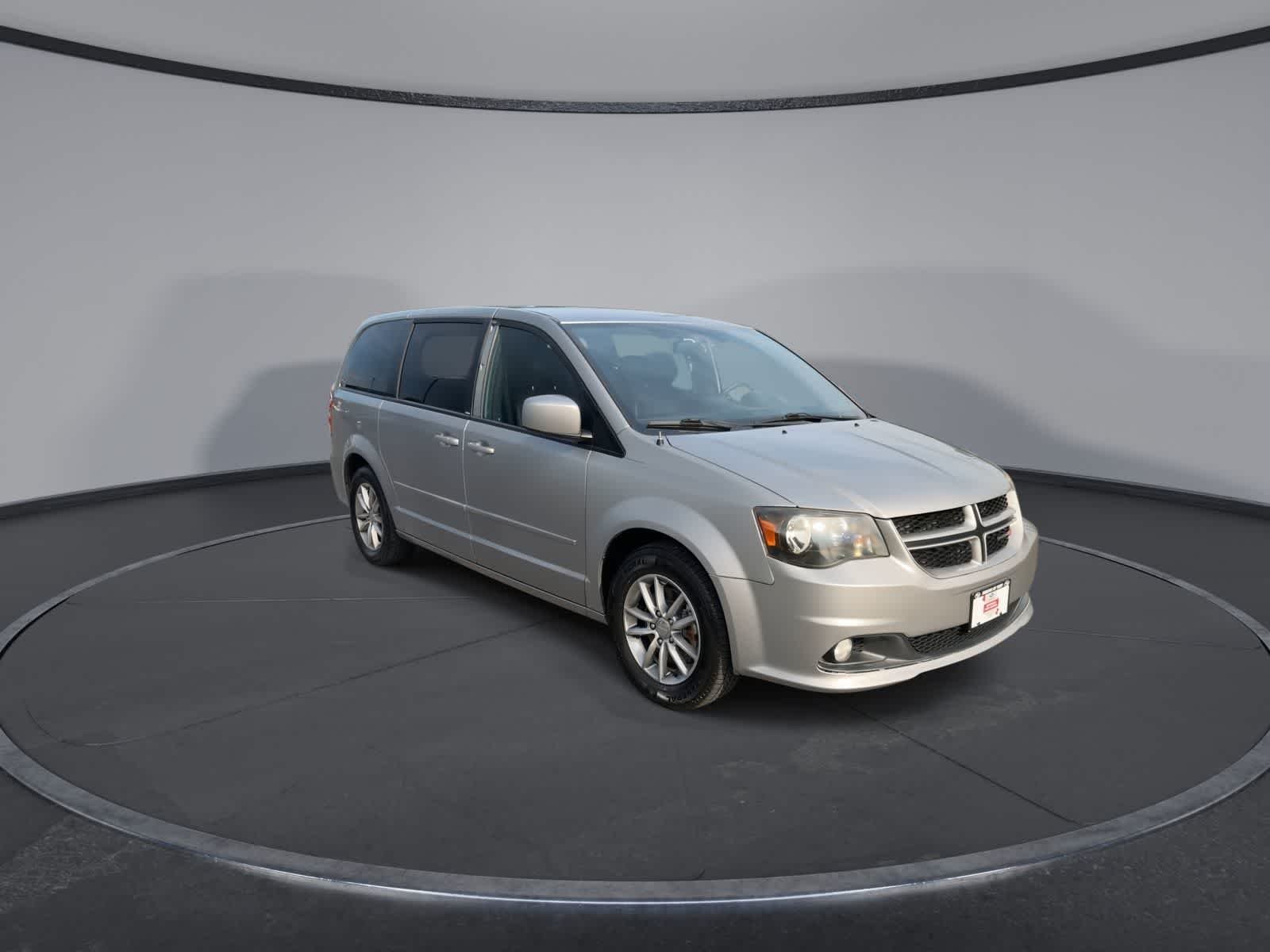 Used 2014 Dodge Grand Caravan R/T with VIN 2C4RDGEGXER182040 for sale in Troy, NY