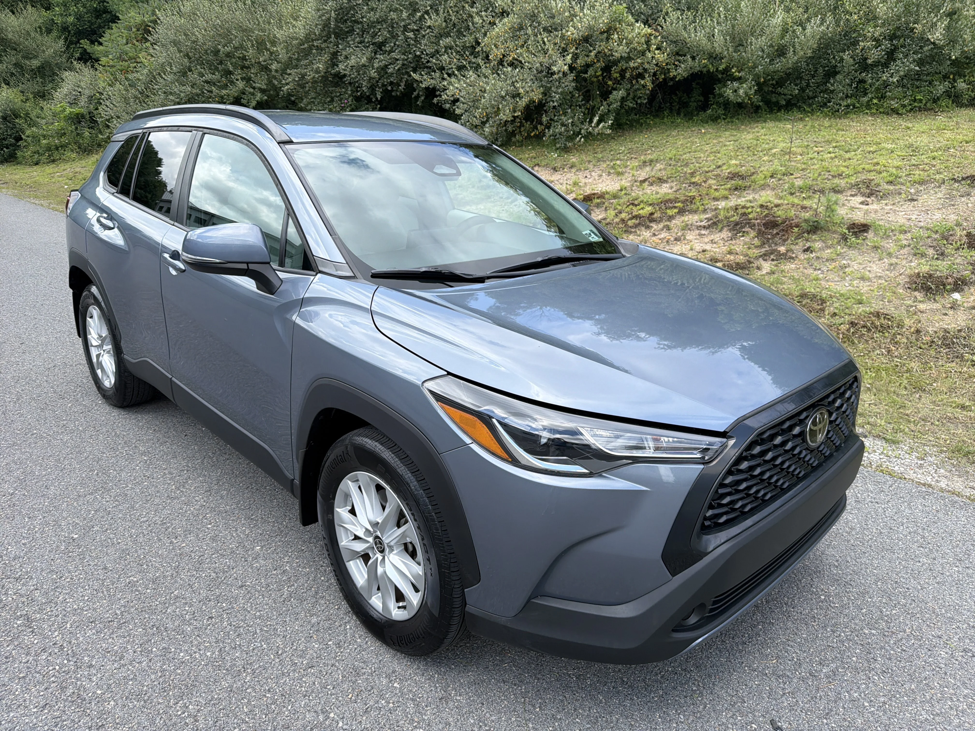 Used 2023 Celestite Toyota LE image 1