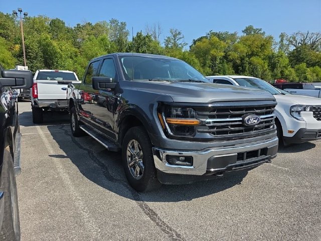 Certified Used 2025 Gray Metallic Ford XLT image 2