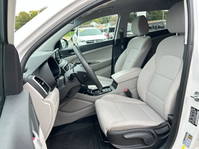 2021 Hyundai Tucson SE - Photo 29