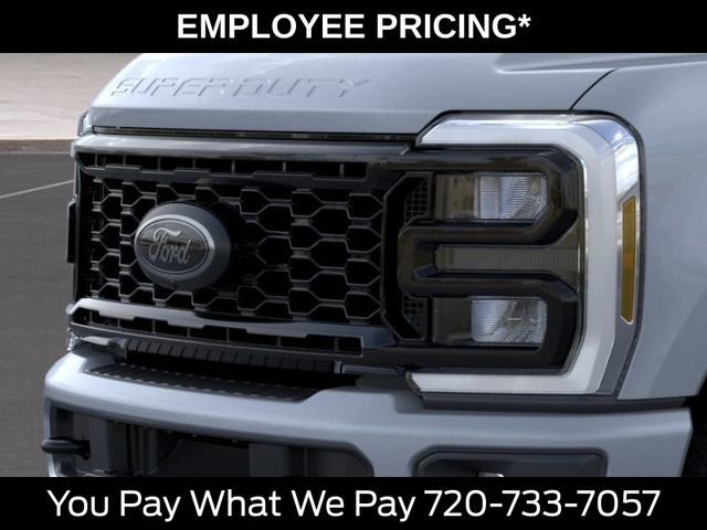 New 2026 Glacier Gray Metallic Tri-Coat Ford F-250® Lariat® image 21