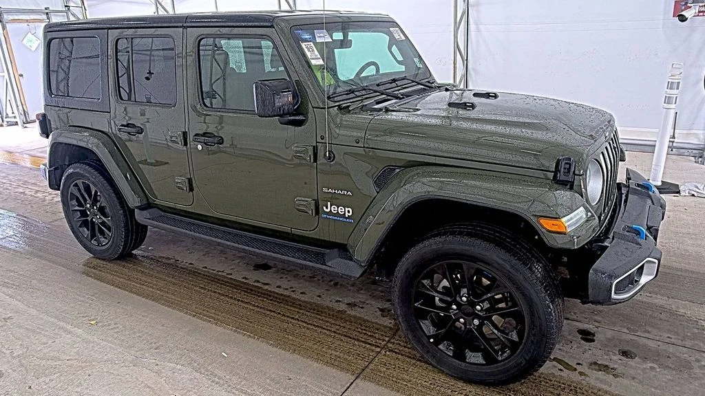 Used 2023 Green Jeep Sahara 4xe image 3