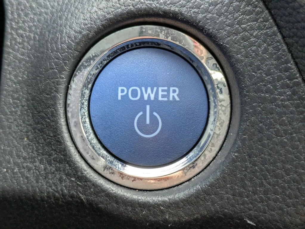 2022 Toyota RAV4 XSE - Photo 29