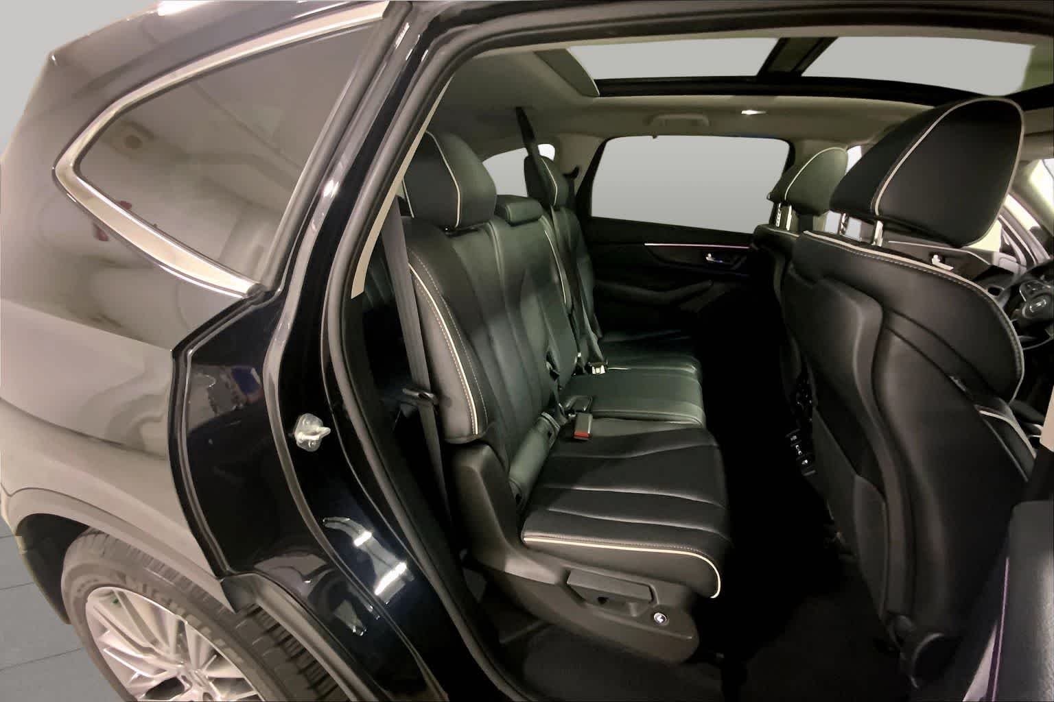 Used 2022 Phantom Violet Pearl Acura w/Advance Package image 19