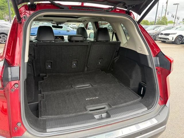 2023 Nissan Rogue SL - Photo 13