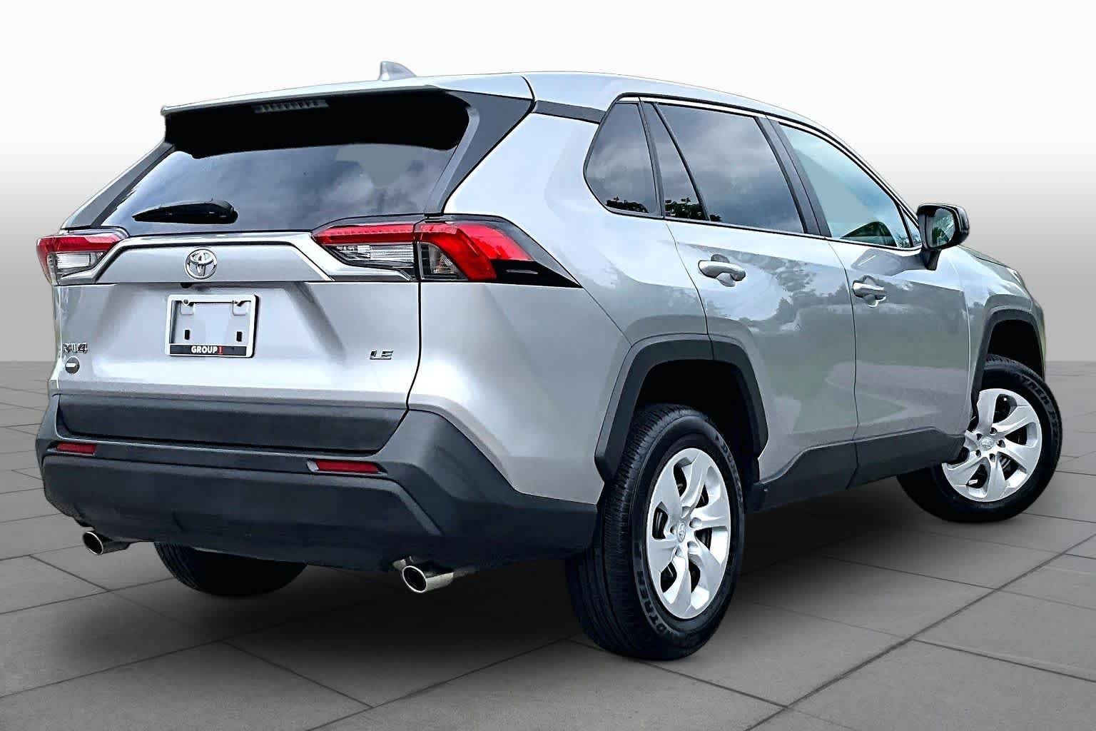 Used 2023 Silver Sky Metallic Toyota LE image 13