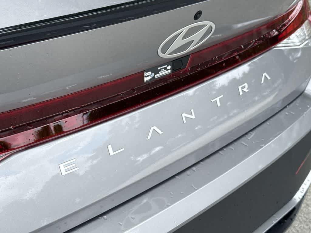 New 2026 Fluid Metal Hyundai SEL Sport image 10