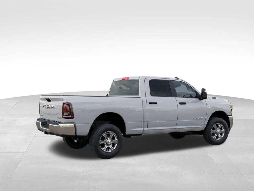New 2026 Bright White Clear-Coat Exterior Paint RAM Big Horn image 4
