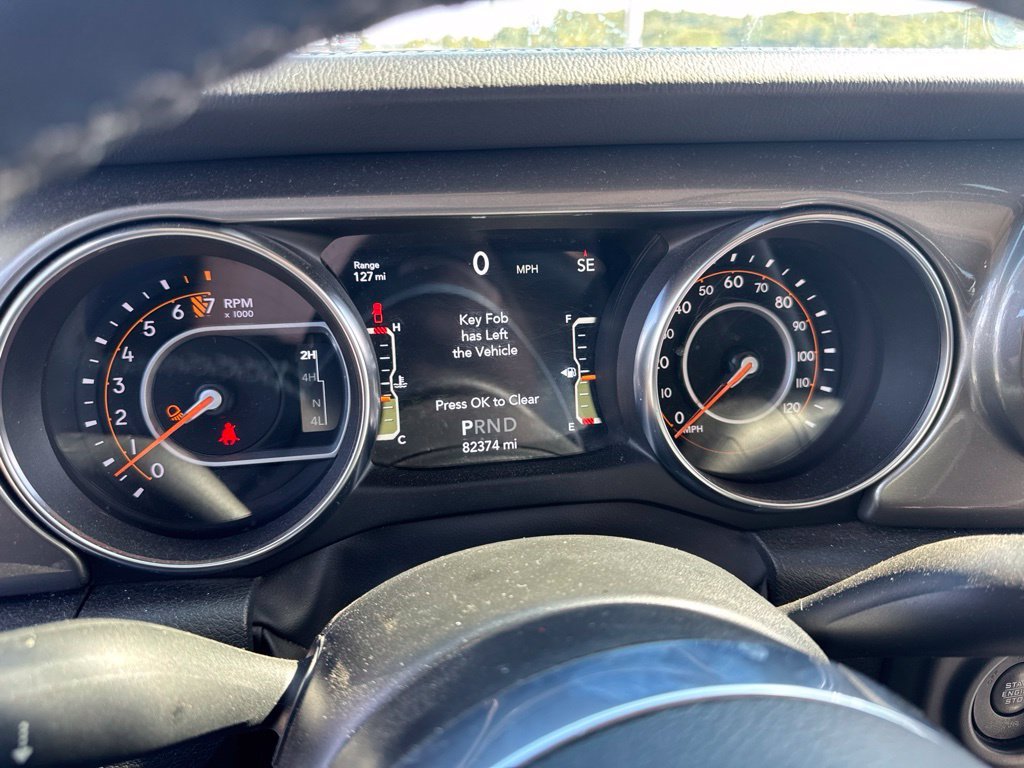 Used 2023 Black Jeep Overland image 13