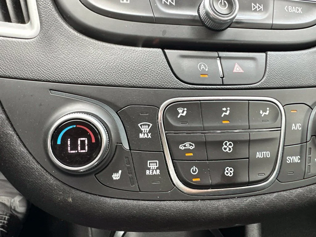 Used 2025 Black Chevrolet LT image 18