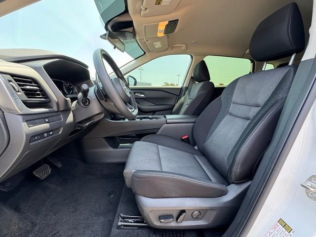 Used 2024 White Nissan SV image 20