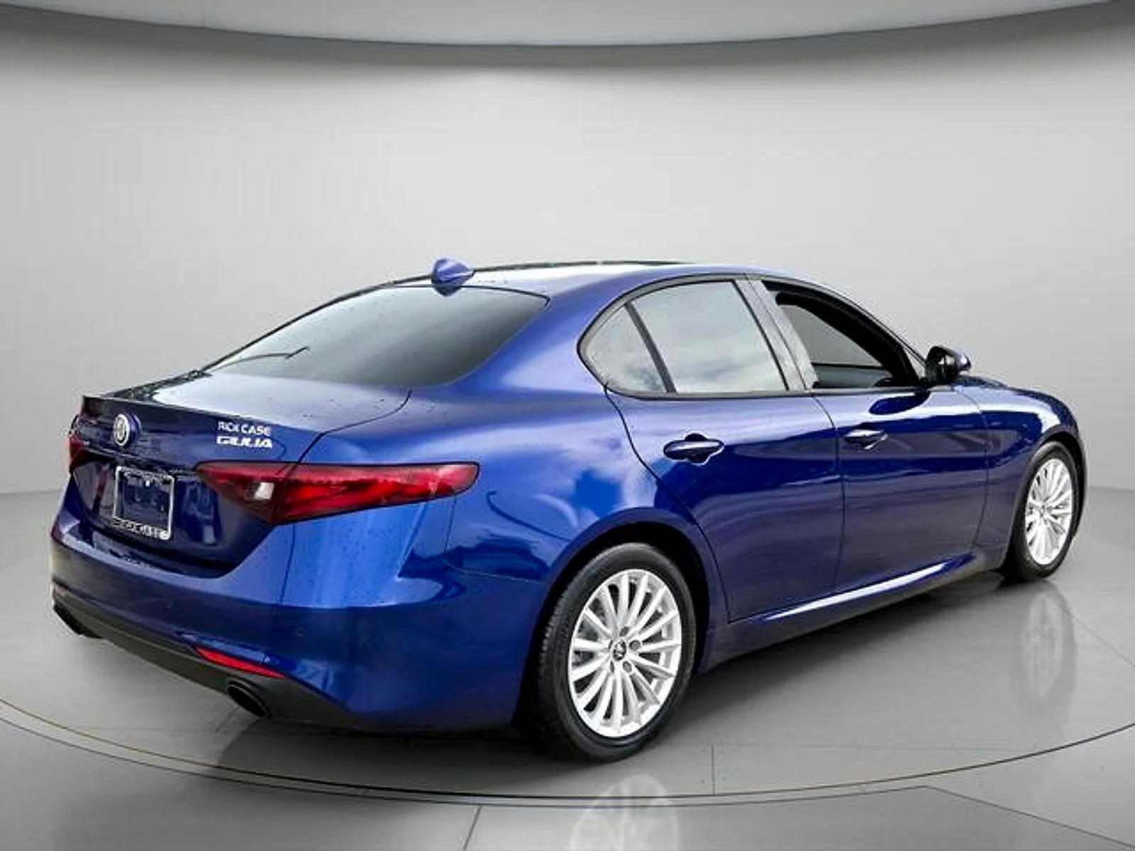 Used 2022 Anodized Blue Metallic Alfa Romeo Sprint RWD image 7