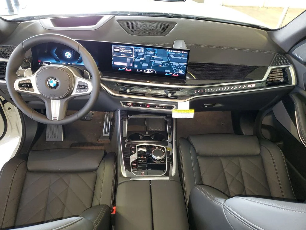 Used 2026 White BMW sDrive40i image 13