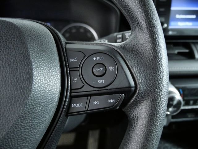 Used 2020 Black Toyota XLE image 24