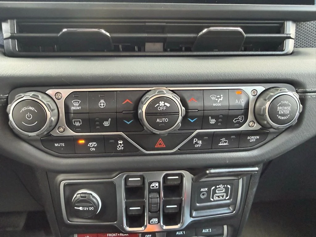 New 2025 Black Jeep Rubicon 392 image 24