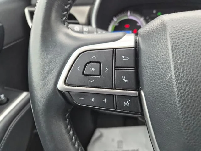 Used 2022 Gray Toyota XLE image 18