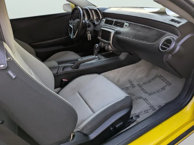 Used 2015 Yellow Chevrolet 1LT image 10