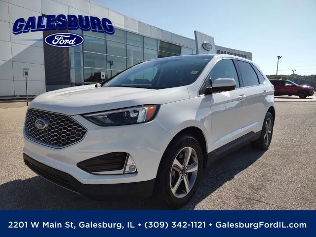 Certified Used 2023 White Metallic Ford SEL image 1