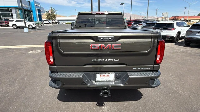 Used 2022 FOREST METALLIC GMC Denali image 4