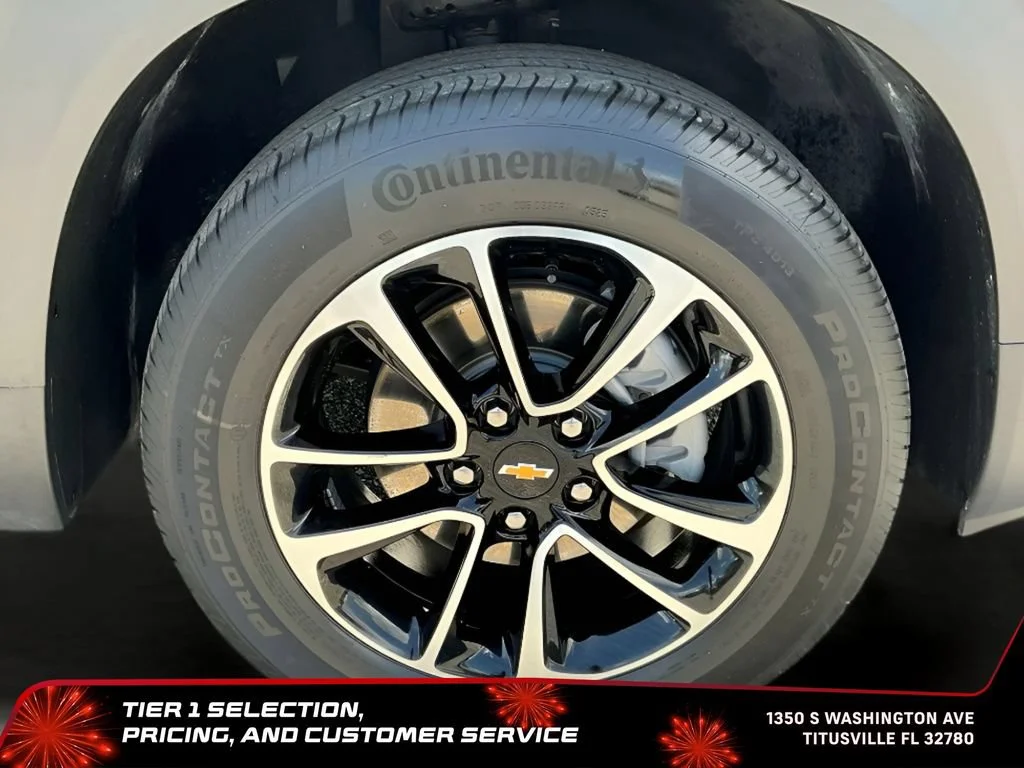 Used 2025 Mosaic Black Metallic Chevrolet LT image 30