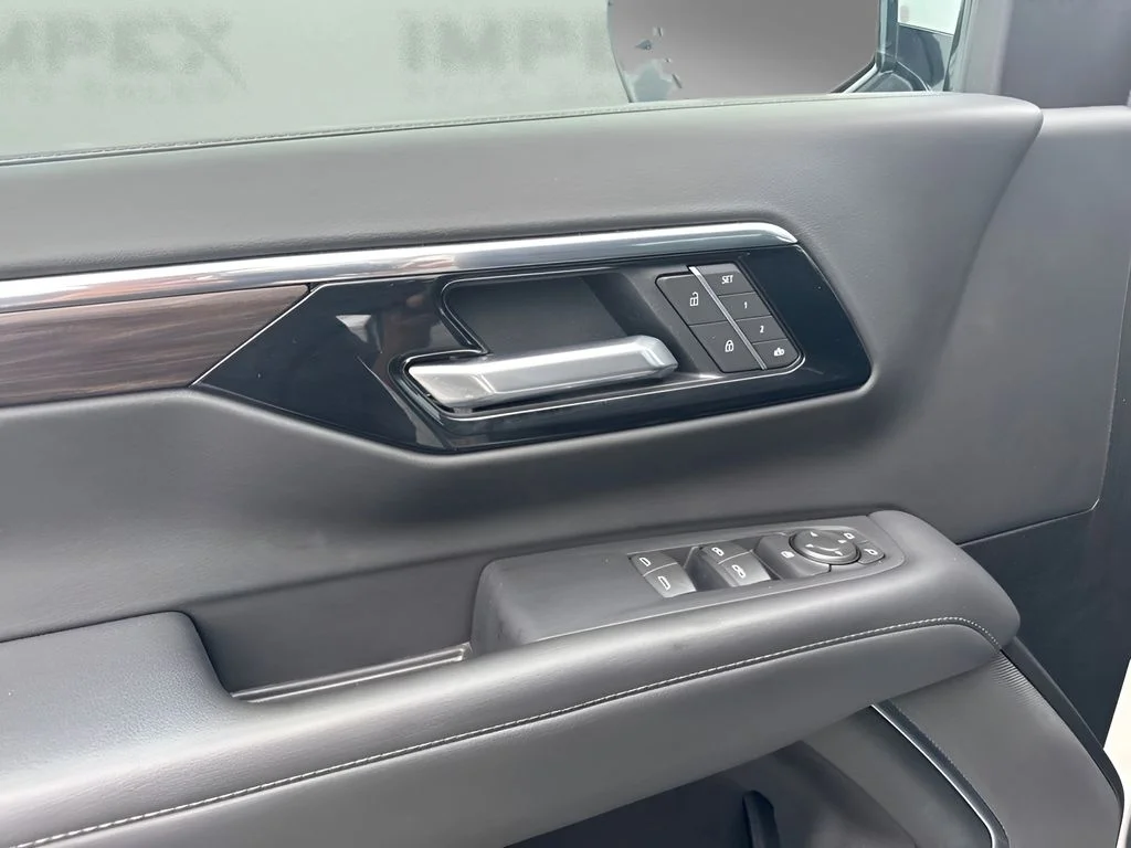 Used 2025 Beige Chevrolet Z71 image 19