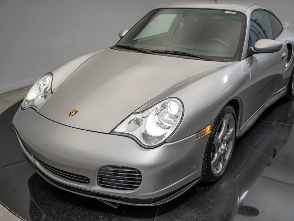 Used 2003 Arctic Silver Metallic Porsche  image 17